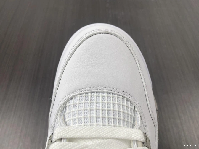 White Oreo CT8527-100 4 (2021) Retro Jordan 1112